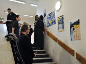 Předsálí půjčovny je místem pro pořádání výstav