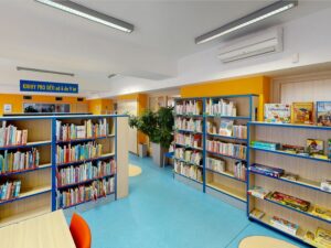 Beletrie pro mladší děti a nabídka deskových her