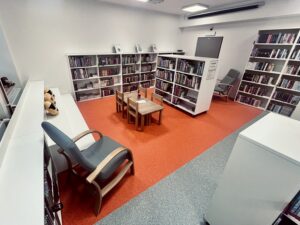 Oddělení pro děti a mládež s naučnou literaturou